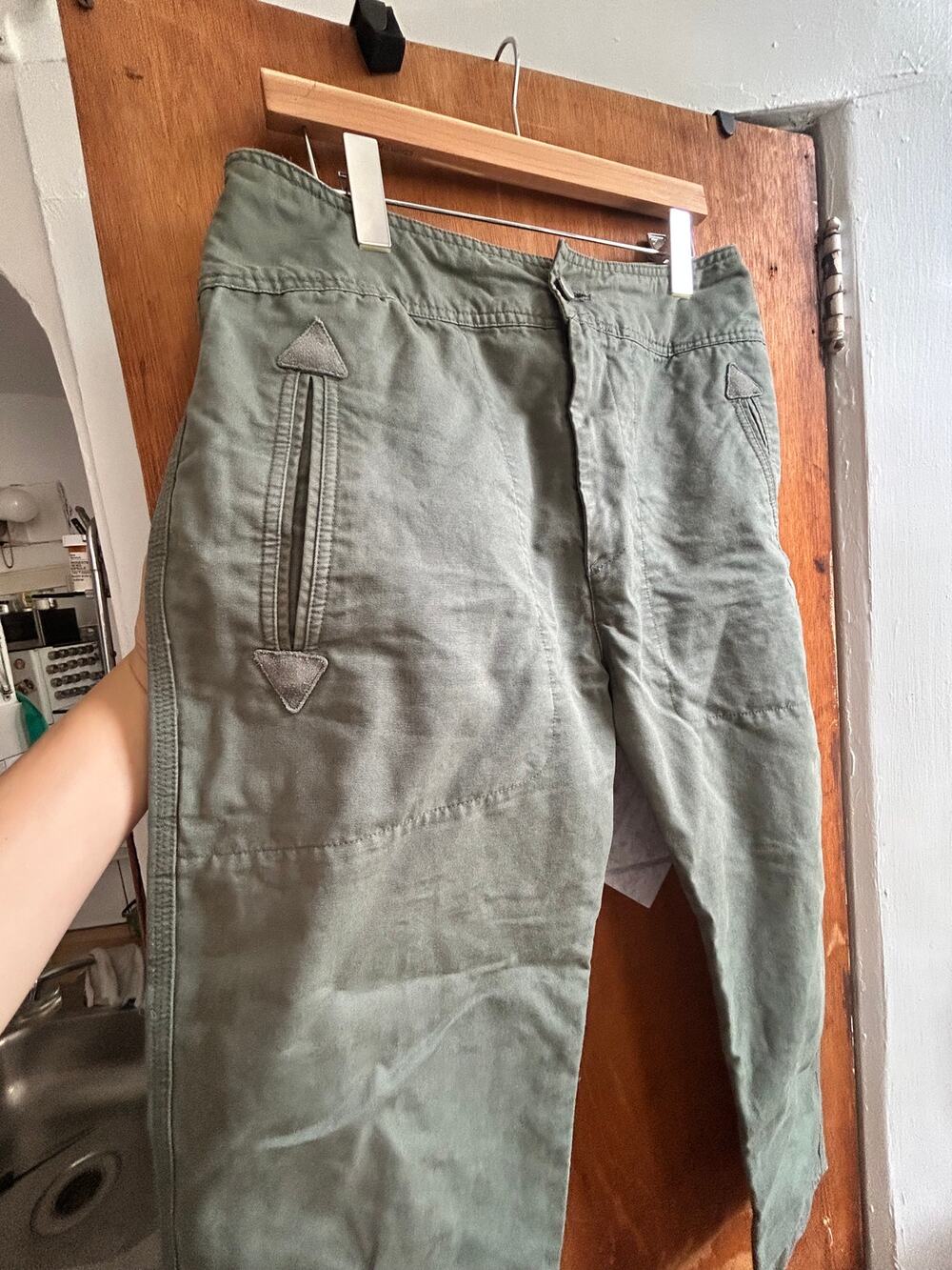 Isabel Marant Étoile Army Green High-Waisted Tapered Trousers
